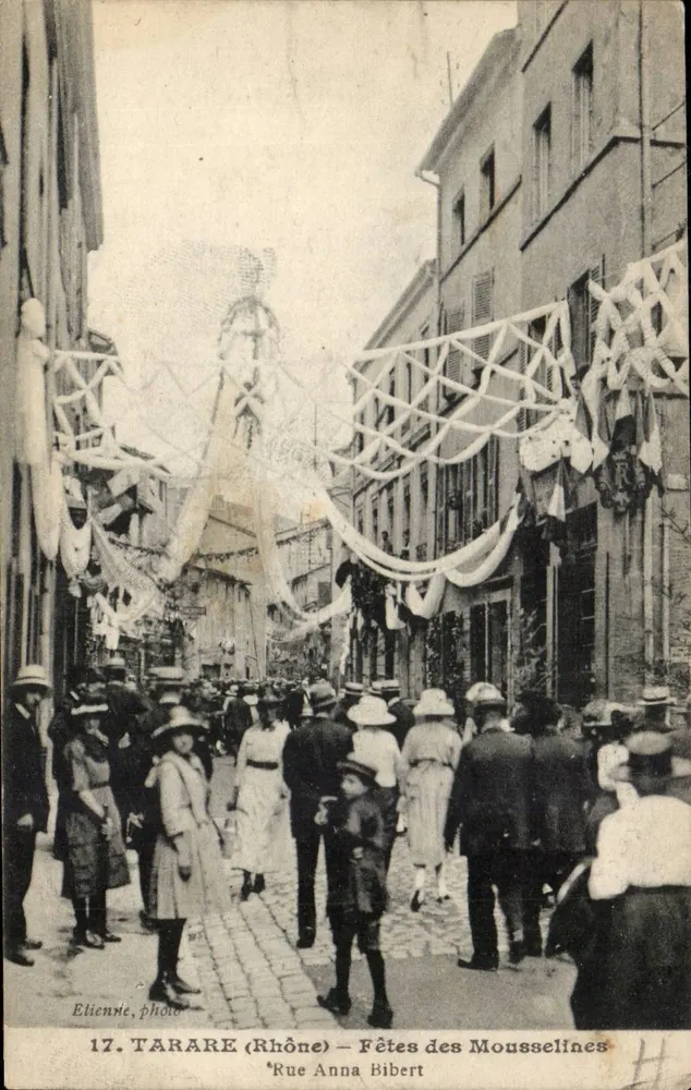 Tarare (Rhône) — Fêtes des Mousselines — Straße Anna Bibert - Vorderseite