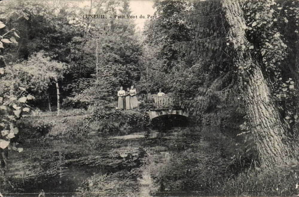LUXEUIL - Pequeno Ponte do Parque — editor P. P. L. - Frente