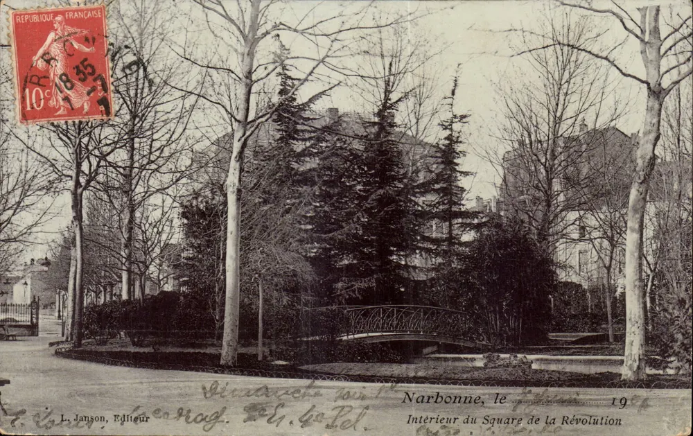 Narbonne, Interior do Square de la Révolution — L. Janson, Editor - Frente