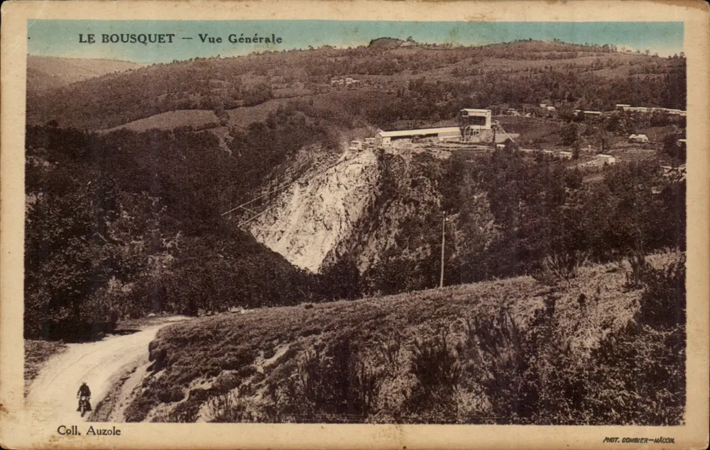 Le Bousquet — Widok ogólny — Fot. Bommer-Mâcon - Awers