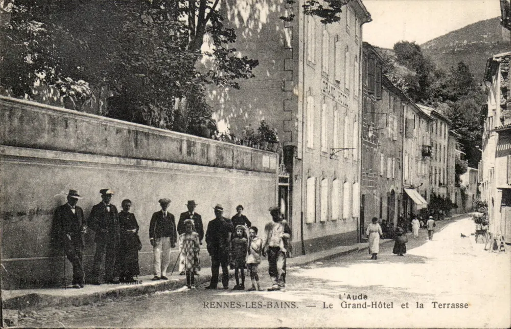Rennes-les-Bains — Das Grand-Hôtel und die Terrasse — L'Aude - Vorderseite
