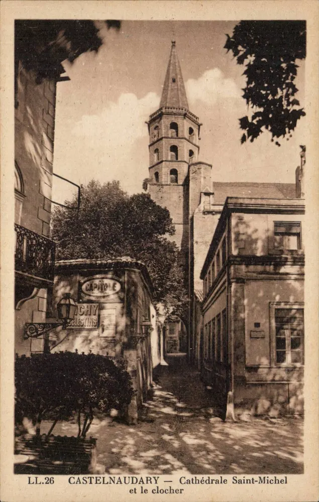 Castelnaudary — Kathedrale Saint-Michel und der Turm - Vorderseite