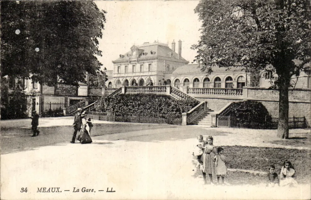 Meaux — A Estação — LL - Frente