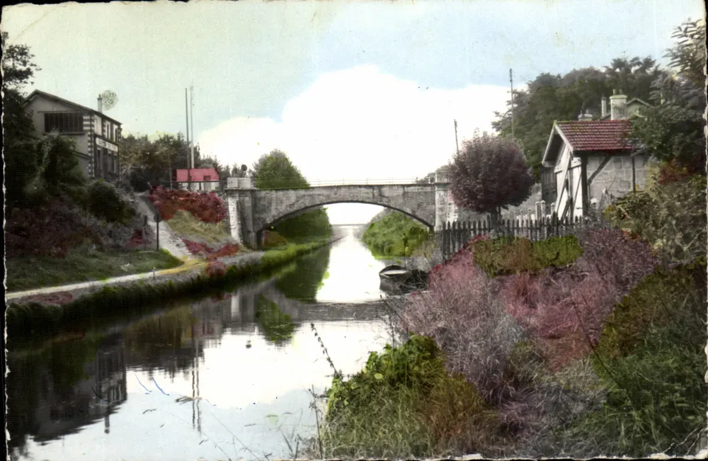 Ponte sobre o canal em Crotoy — Editor MARCO, n°127 - Frente