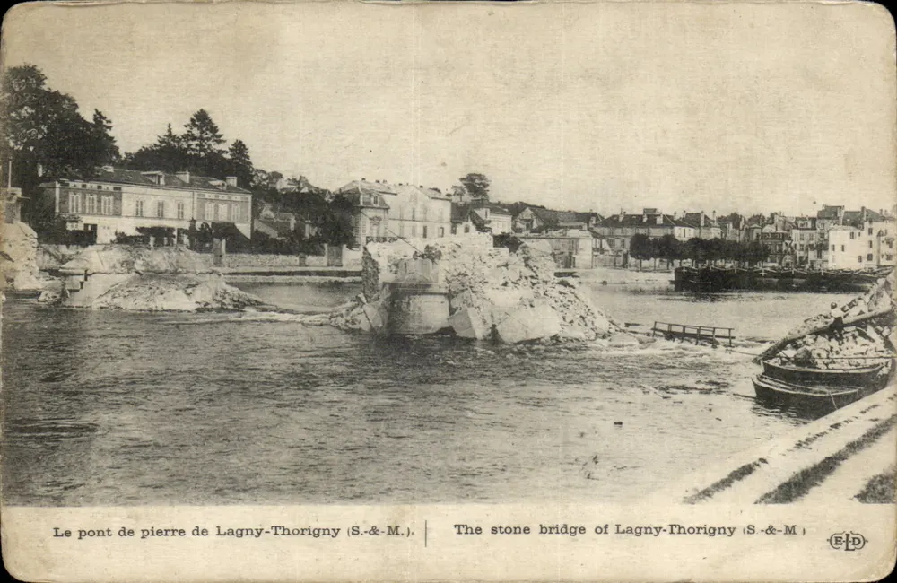 De steenbrug van Lagny-Thorigny (S.&-M.) - Voorkant