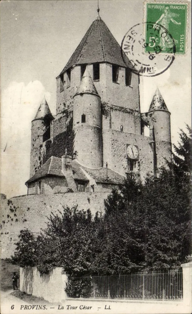Provins — Torre César — LL - Frente