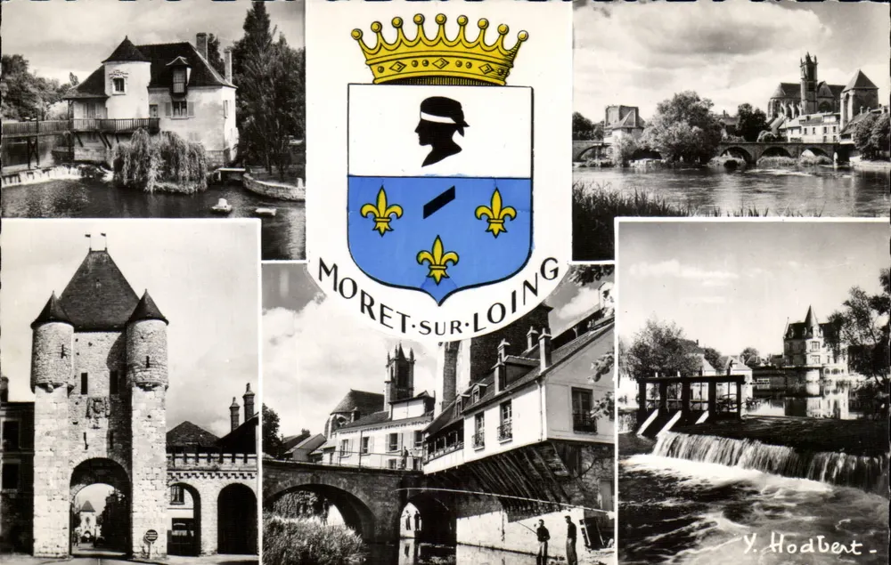 Moret-sur-Loing — vue panoramique — Yves Hodbert - आगे