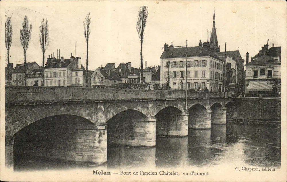Melun — Ponte do Velho Castelo, visto de montante — G. Chapron, editor - Frente