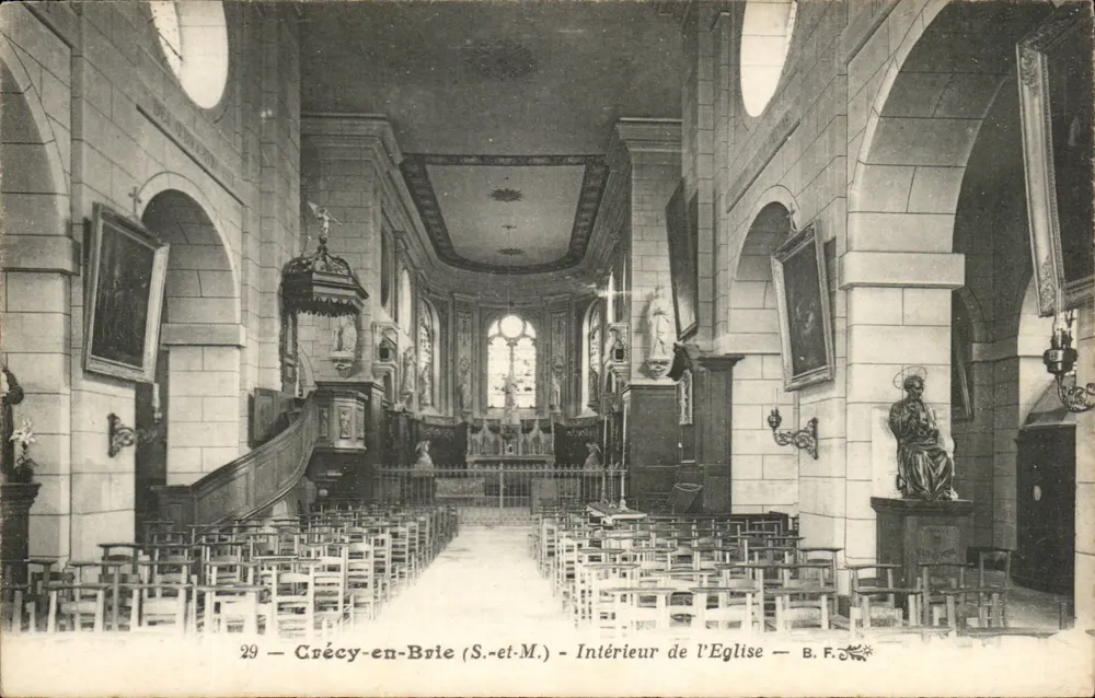 Crécy-en-Brie (S.-et-M.) — Interior de la Iglesia — B.F. - Anverso