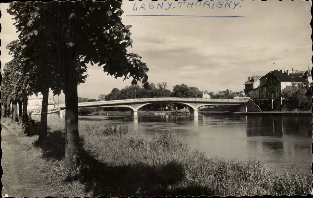 Lagny-Thorigny — Brücke aus der Perspektive der Promenaden — Verleger E. P. Ancey - Vorderseite