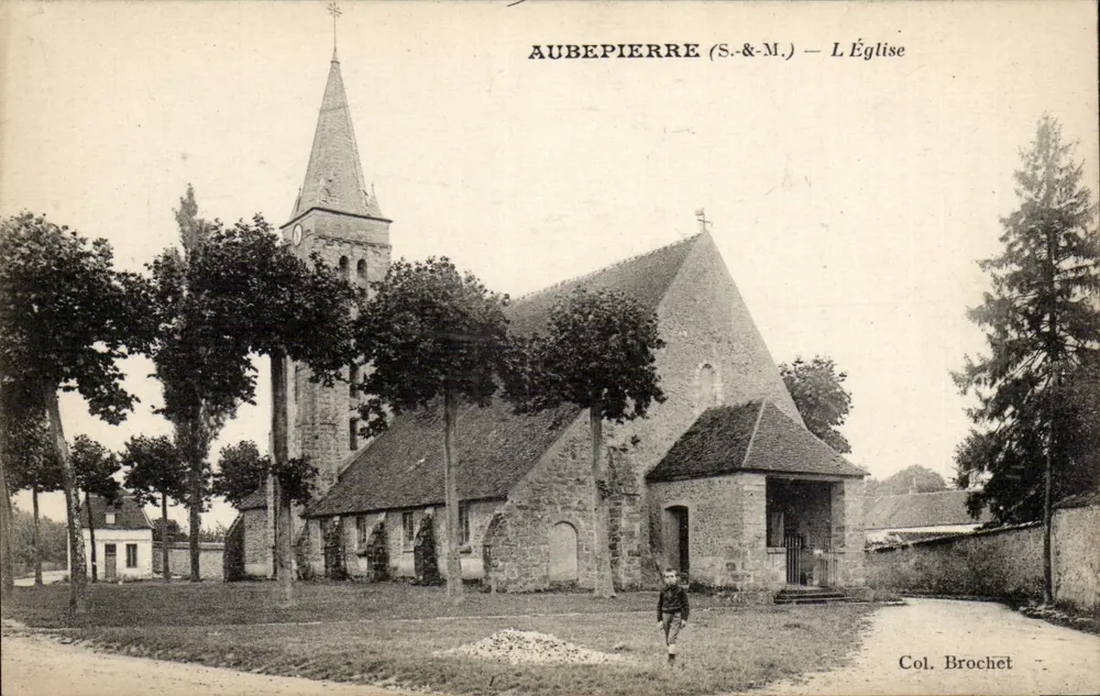 Aubepierre (S.&M.) — A Igreja — Coleção Brochet - Frente