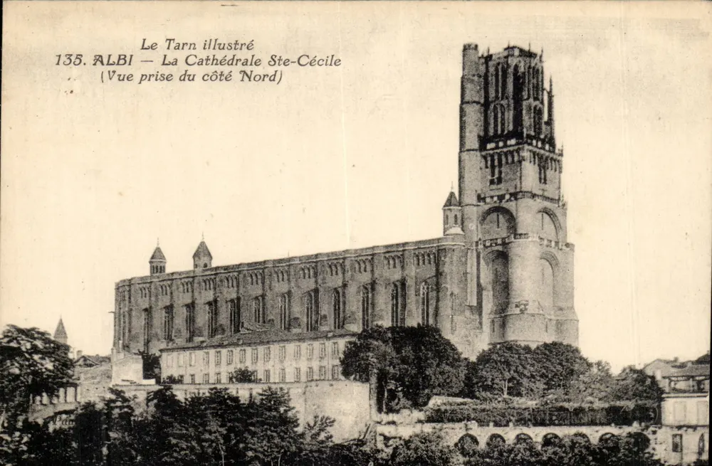 Albi — A Catedral de Santa Cecília — Vista tirada do lado norte — Le Tarn Illustré, n°135 - Frente