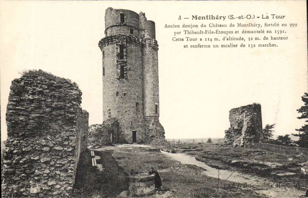 Montlhéry (S.-et-O.) — A Torre — Antigo donjon do castelo de Montlhéry, fortificado em 999 e demolido em 1591 - Frente