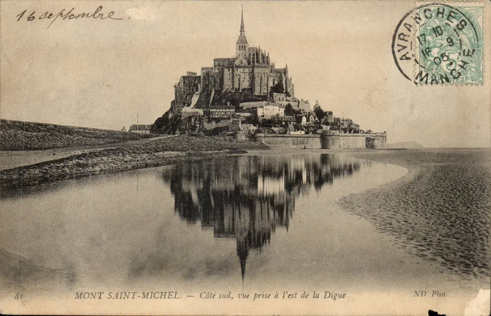 Mont Saint-Michel — Südseite, Ansicht vom Osten der Digue — ND Phot - Vorderseite