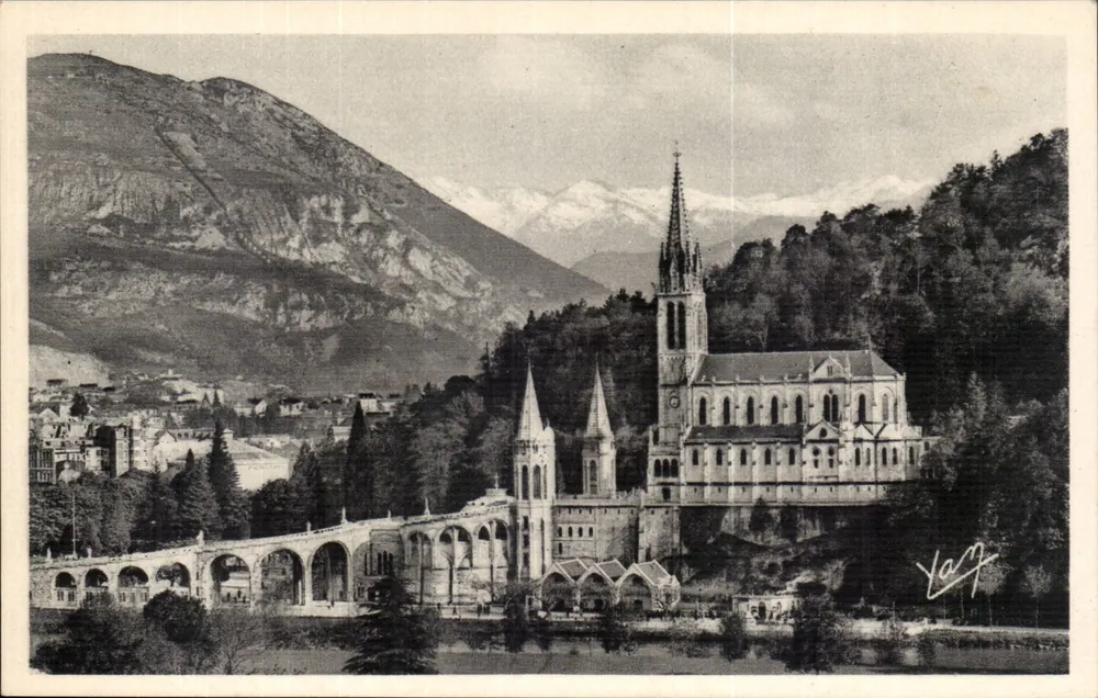 Lourdes — A Basílica e o Pic du Jer — Edição foto Quinault, Lourdes - Frente