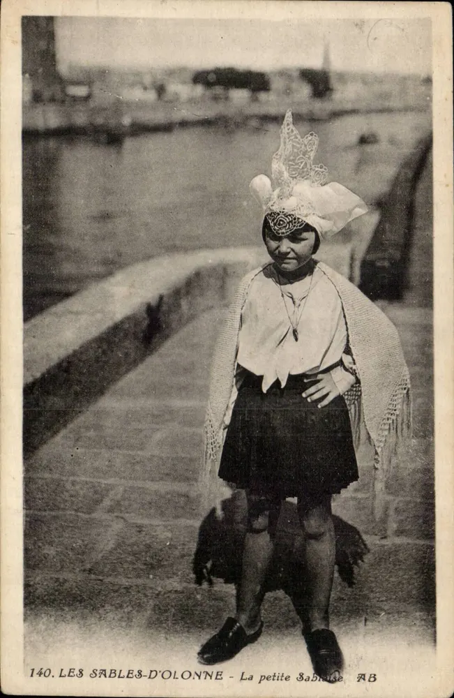 Les Sables-d'Olonne — A pequena Sabriode — Fotografia Anguès, Angers, n°140 - Frente
