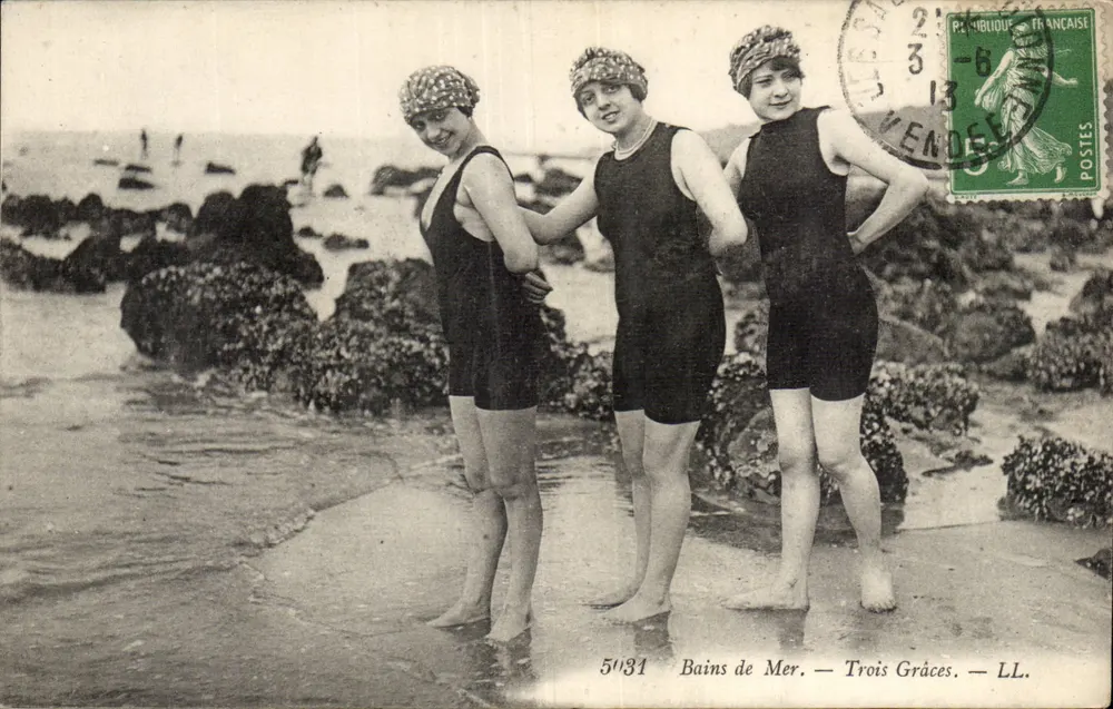 Bagni di Mare — Tre Grazie — LL. — Editore LL. - Recto