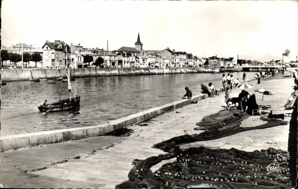 Les Sables-d'Olonne — Vista sobre a Chaumée — C.A.P. n°1253 - Frente