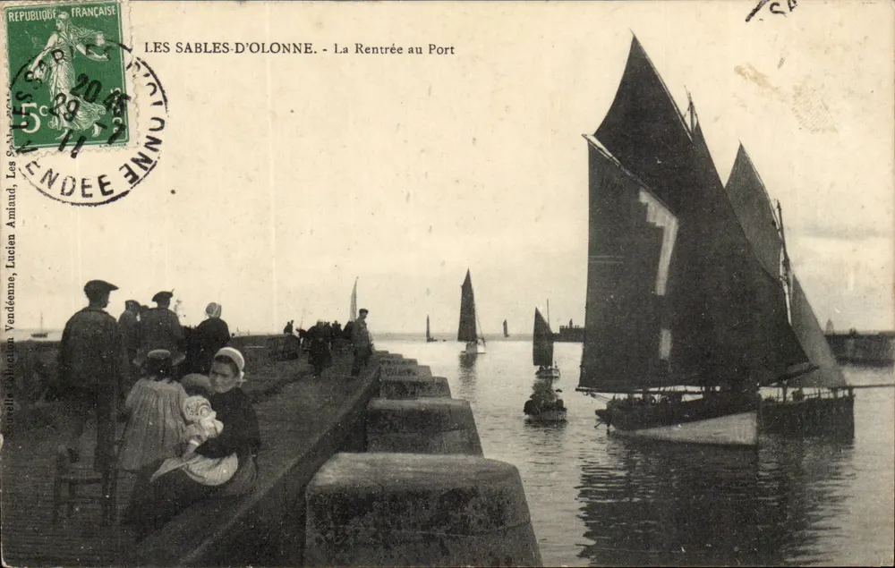 Les Sables-d'Olonne - A entrada no porto — Lucien Amiand, editor - Frente