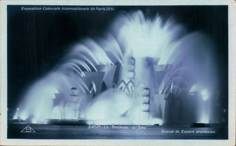 Wassertheater — Internationale Kolonialausstellung Paris 1931 — Granet und Expert Architekten - Vorderseite