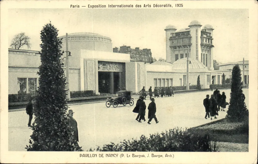 Paris — Internationale Ausstellung für Dekorative Künste, 1925 — Pavillon Nancy (P. Le Bourgeois, J. Bourgon, Arch.) - Vorderseite