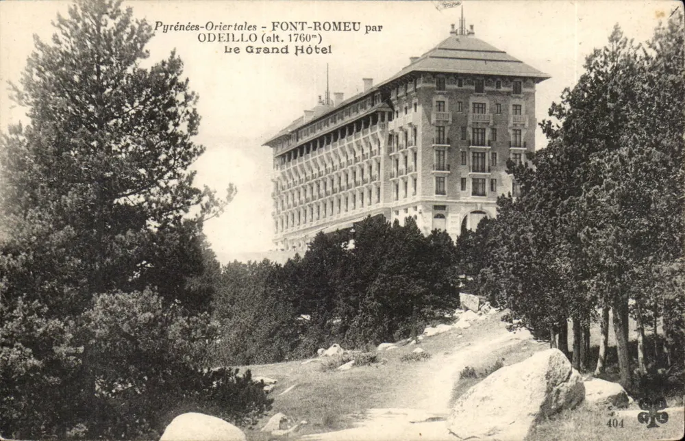 Font-Romeu - O Grande Hotel — Pirineus-Orientais, alt. 1760m — editor Odeillo, n° 404 - Frente
