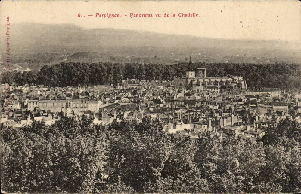 Perpignan — Panorama visto da Cidadela — Editor Augustus, n°61 - Frente