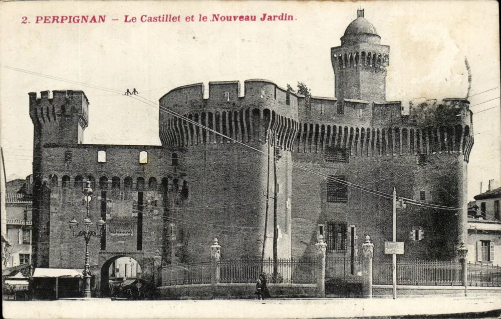 Perpignan — Le Castillet und der Neue Garten — Édition Coudere - Vorderseite