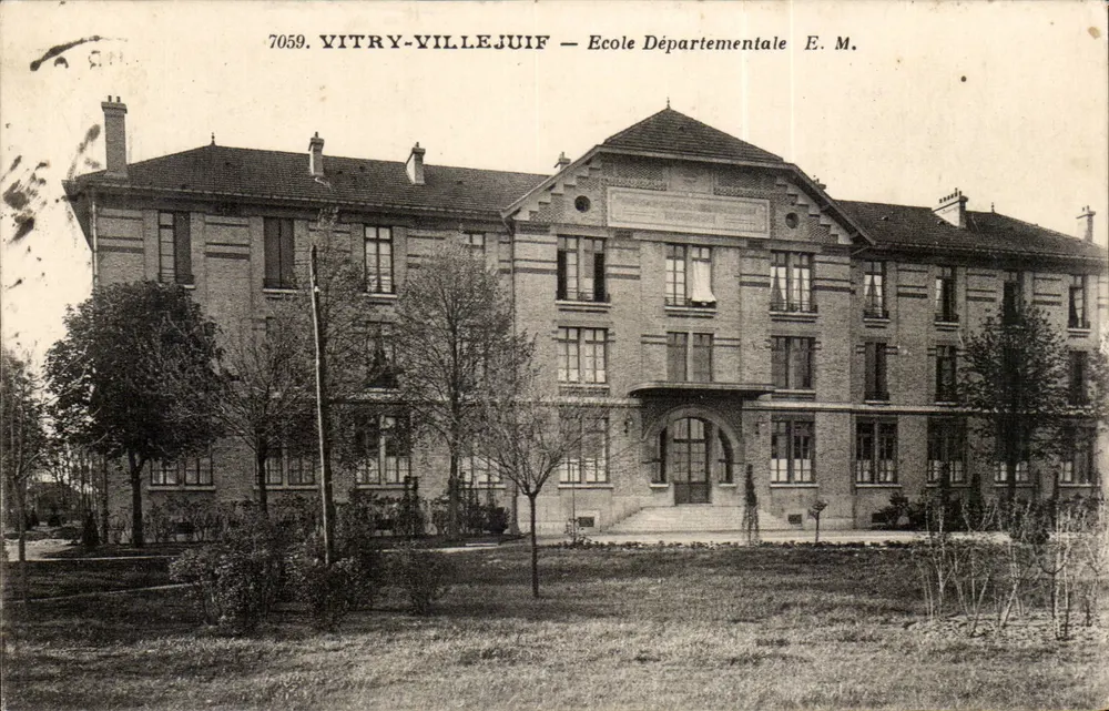 VITRY-VILLEJUIF — Departementalschule E.M. — Verlag E.M. Nr. 7059 - Vorderseite