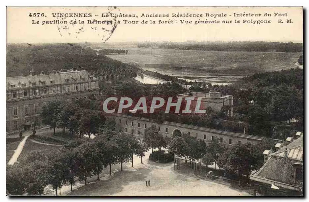 Vincennes — O Castelo, Antiga Residência Real — Interior do Forte — E. M. - Frente