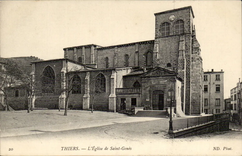 Thiers — A Igreja de São Genés — ND. Fot. n°20 - Frente