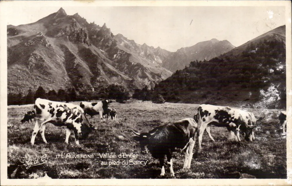 L'Auvergne - Vale d'Enfer ao pé do Sancy — G.d.O. — n°17 - Frente