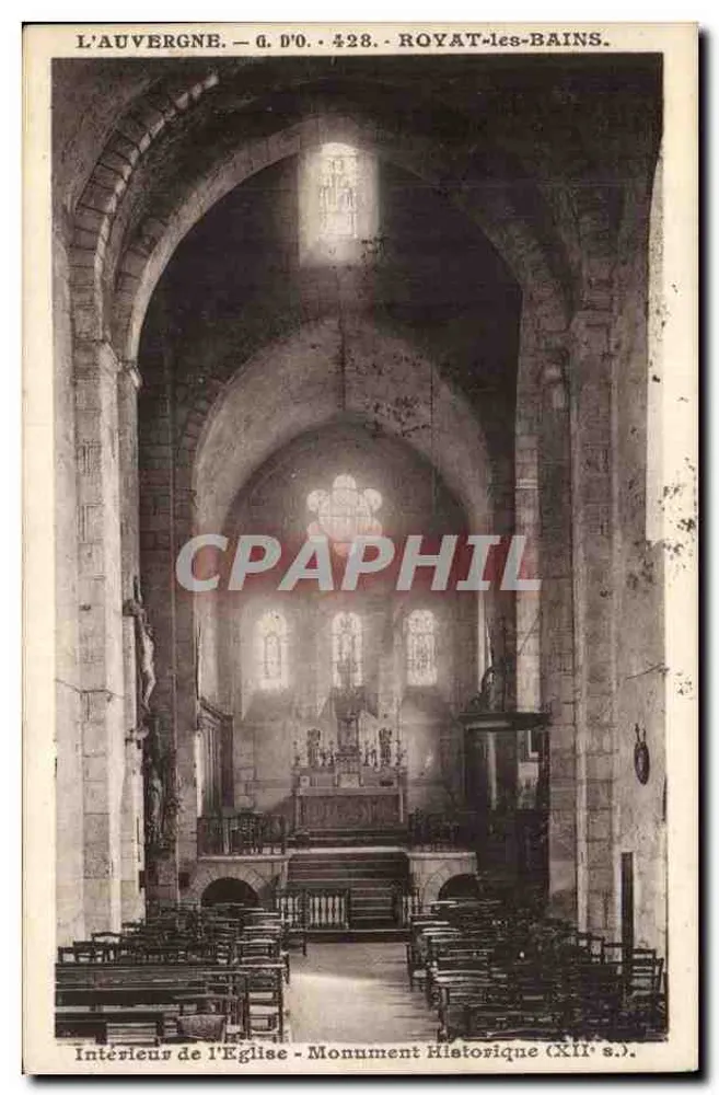 Interior da Igreja - Monumento Histórico (século XII) — Royat-les-Bains, Auvergne — editor J. Gantier, n° 428 - Frente