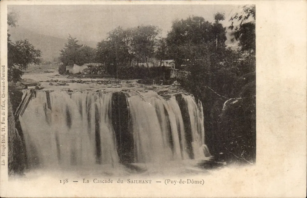 A Cachoeira do Sailhant — Puy-de-Dôme — Bougé-Béal, Clermont-Ferrand - Frente