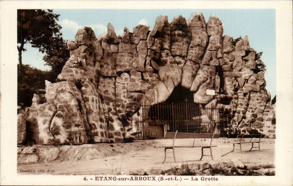 ETANG-sur-ARROUX (S.-et-L.) — A Gruta — Goudard, edição 6-37 - Frente