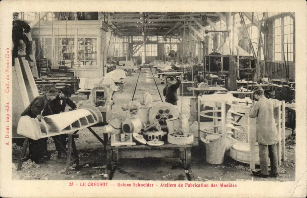 LE CREUSOT — Schneider Werke — Modellfertigungs-Werkstatt - Vorderseite