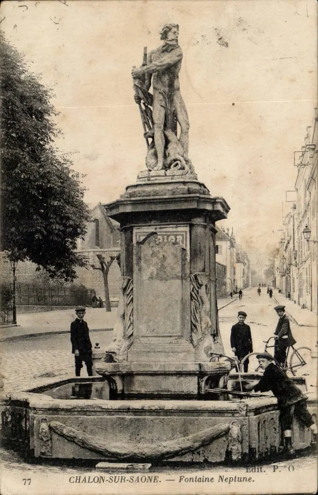 Chalon-sur-Saône — Fontana di Nettuno — Edit. P. O. - Recto