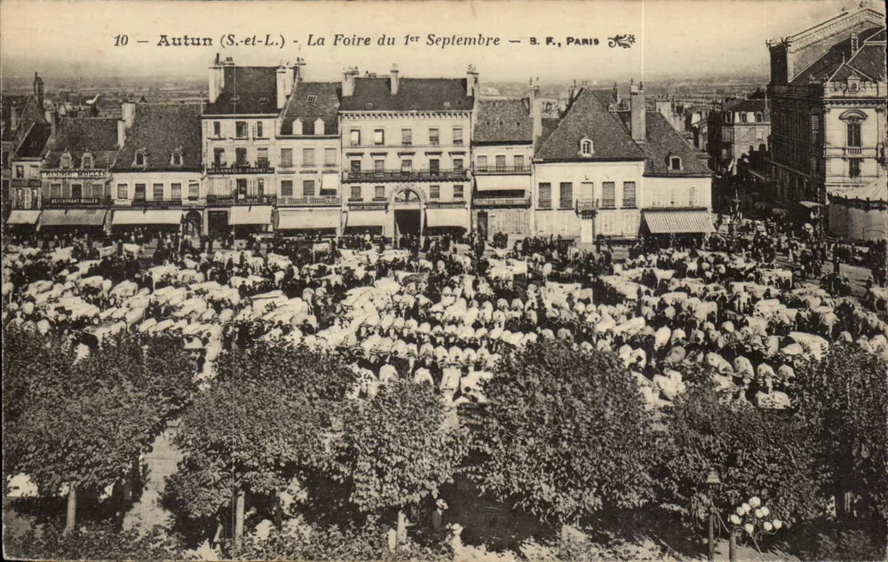 Autun (S.-et-L.) — Die Messe des 1. September — B.F., Paris - Vorderseite