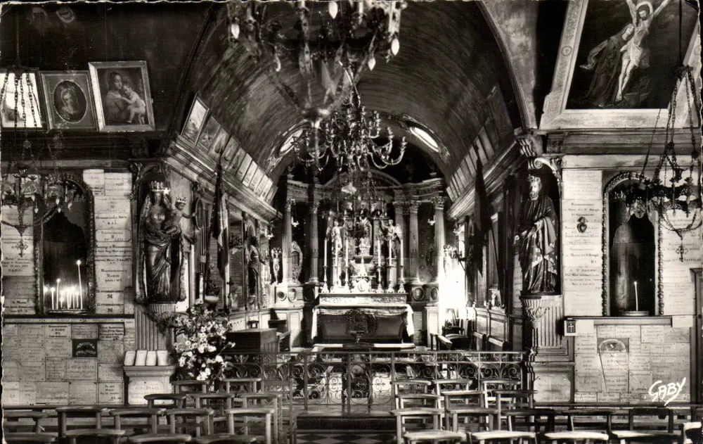 Interior da Capela N.-S. da Graça — Honfleur (Calvados) — Edições Gaby - Frente