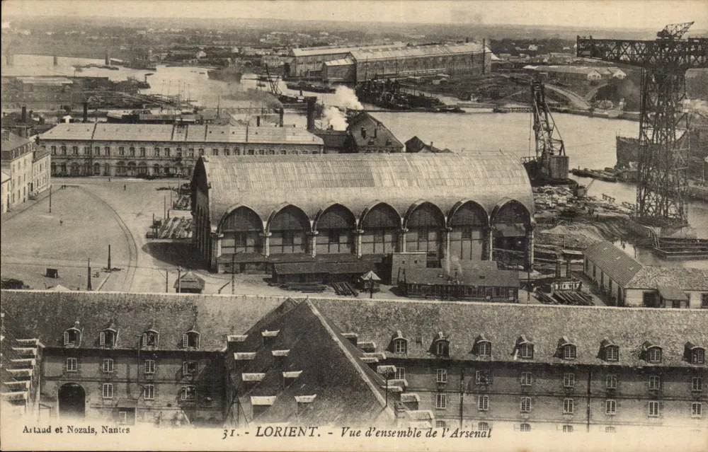 Lorient - Vista geral do Arsenal — Artaud et Nozais, Nantes, n°31 - Frente