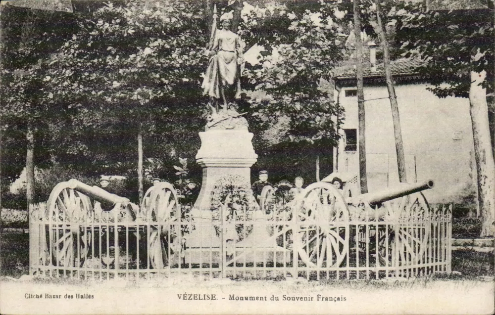 Vézélise - Monumento del Recuerdo Francés — editor Bazaz des Halles, n° 17 - Anverso