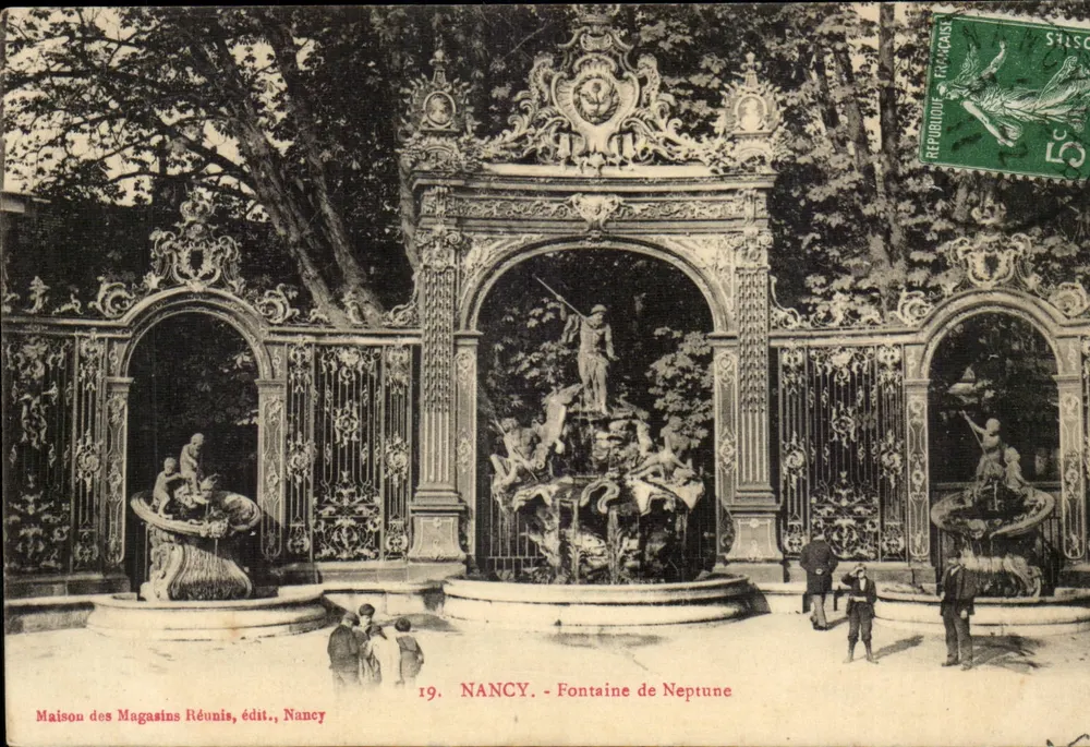NANCY — Fonte de Netuno — Maison des Magasins Réunis, editora, Nancy - Frente