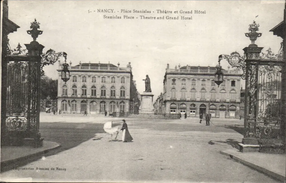 Nancy - Place Stanislas - Theater und Grand Hôtel — Imprimeries Rénées de Nancy, n°5 - Vorderseite