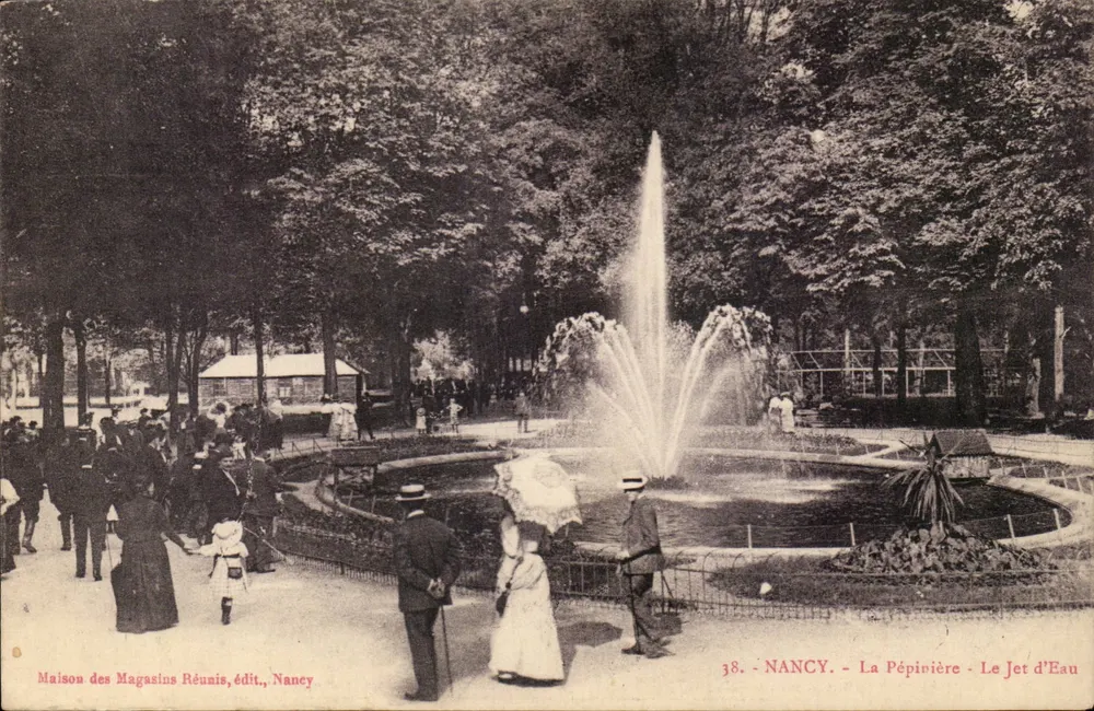 NANCY - A Pépinière - O Jato d'Água — Maison des Magasins Réunis, editora, Nancy, n°38 - Frente