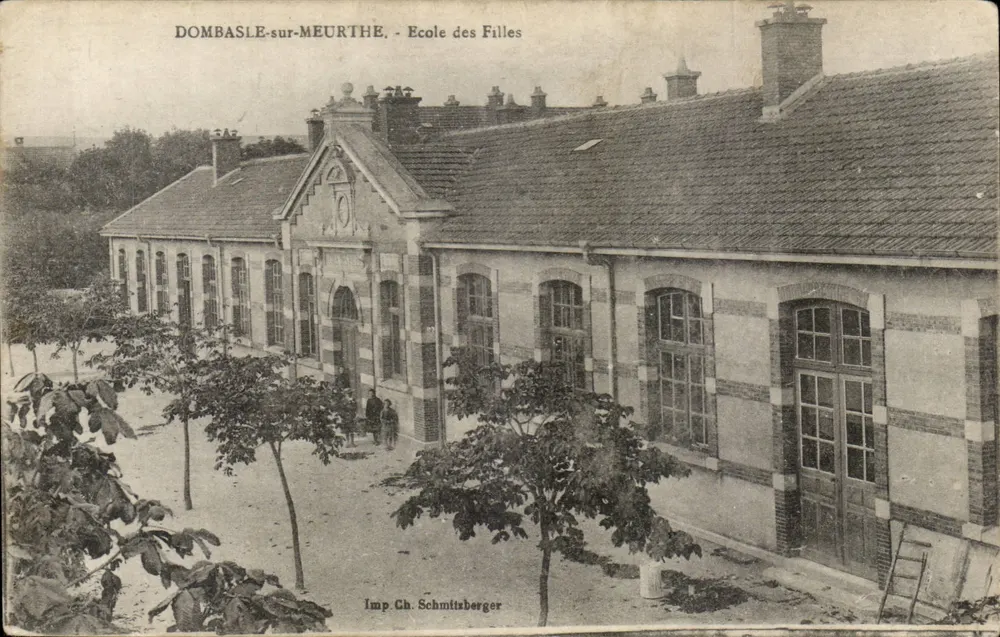 Dombasle-sur-Meurthe — Escuela de chicas — Imp. Ch. Schmitzberger - Anverso