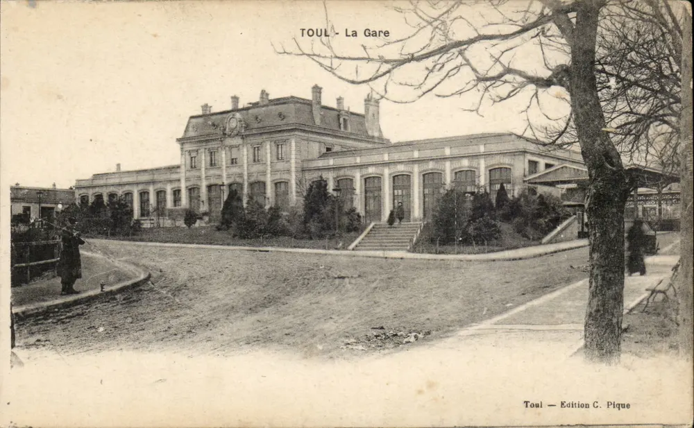 Toul - A Estação — Editor C. Pique - Frente