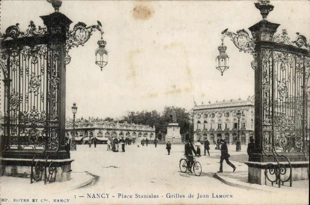 Nancy - Place Stanislas - Grilles de Jean Lamour — MP. ROYER ET CIE, NANCY - Frente