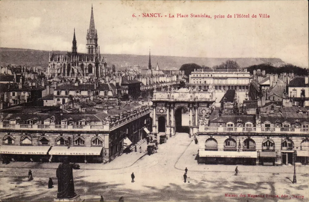 NANCY - Ansicht der Place Stanislas, aufgenommen vom Rathaus — Maison des Magasins Réunis, Verlag, Nancy - Vorderseite