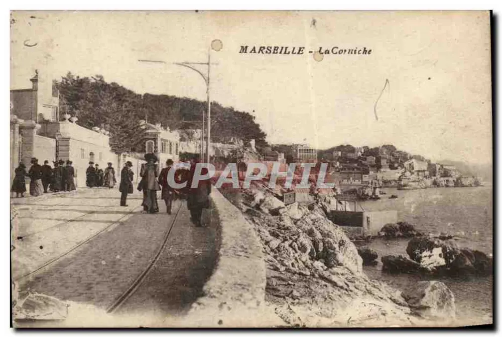 Marseille - A Corniche — vista da promenade com trêm - Frente