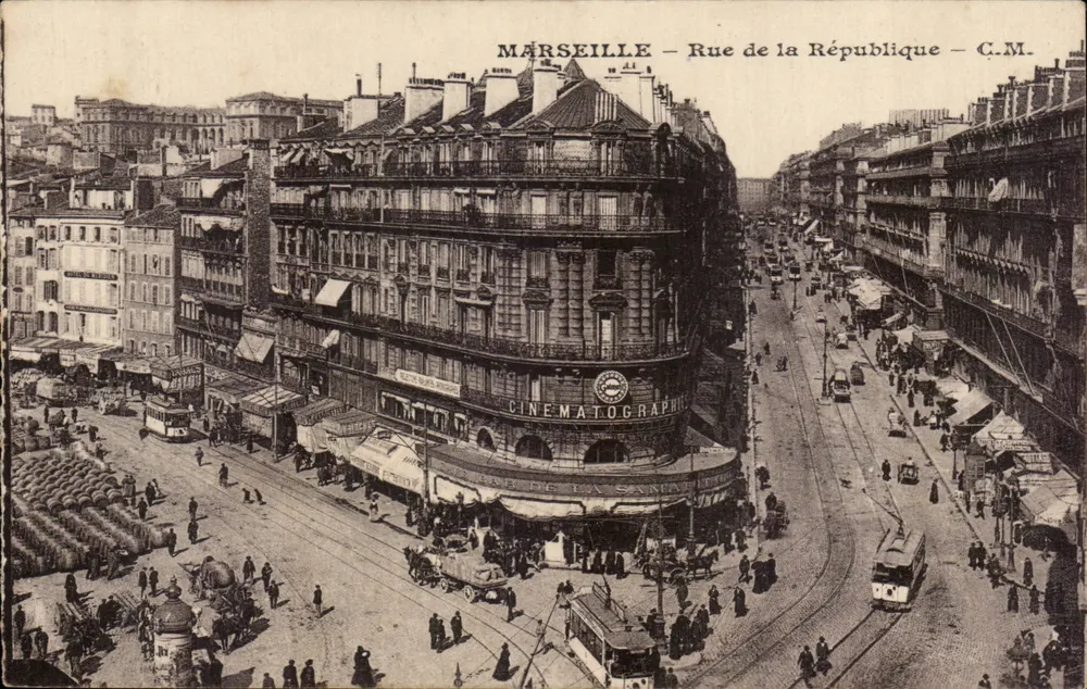 Marselha — Rue de la République — C.M. — Cinématographe de la Santa - Frente